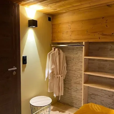 De Maman, Jacuzzi & Hammam Prive